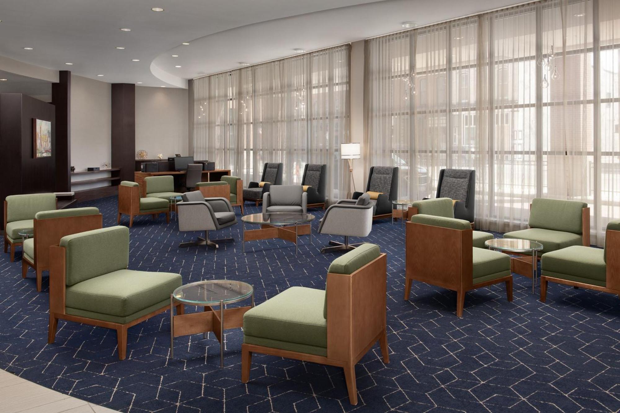 Courtyard By Marriott Syracuse Downtown At Armory Square Hotel Екстериор снимка