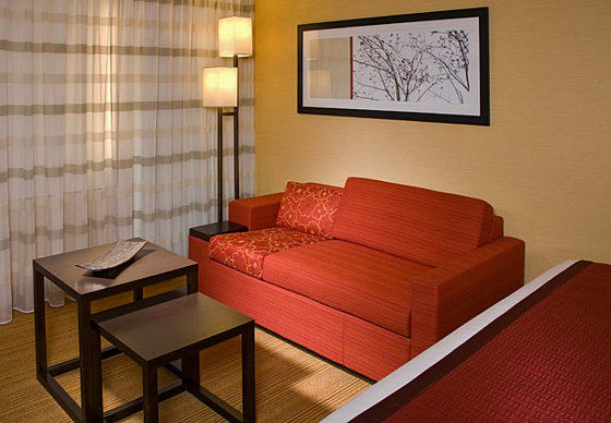 Courtyard By Marriott Syracuse Downtown At Armory Square Hotel Екстериор снимка